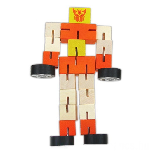 Dřevěný auto-robot oranžovožlutý